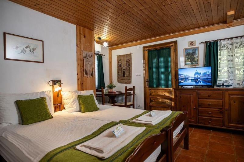 Pristava Lepena Village エクステリア 写真