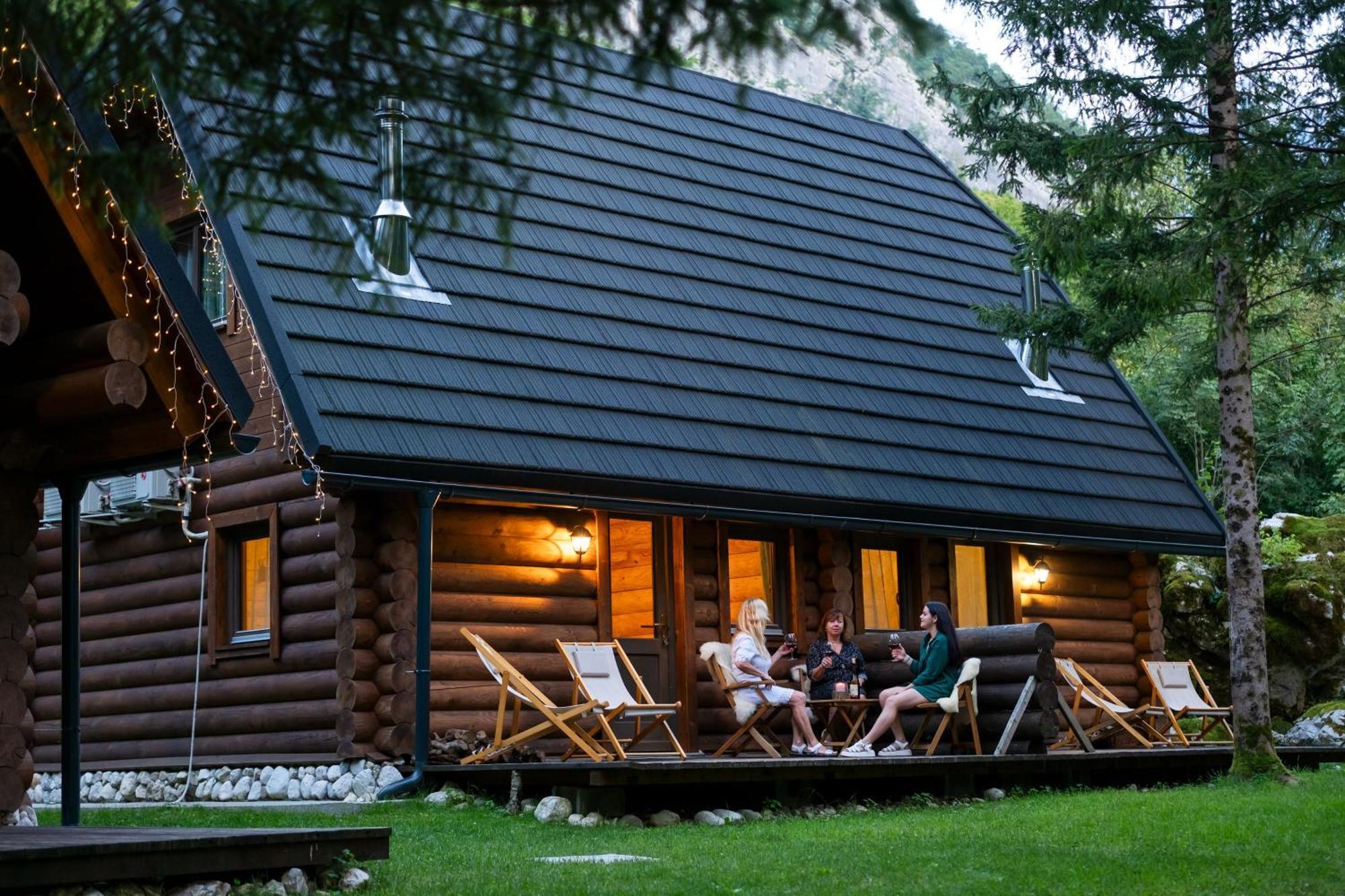 Pristava Lepena Village エクステリア 写真